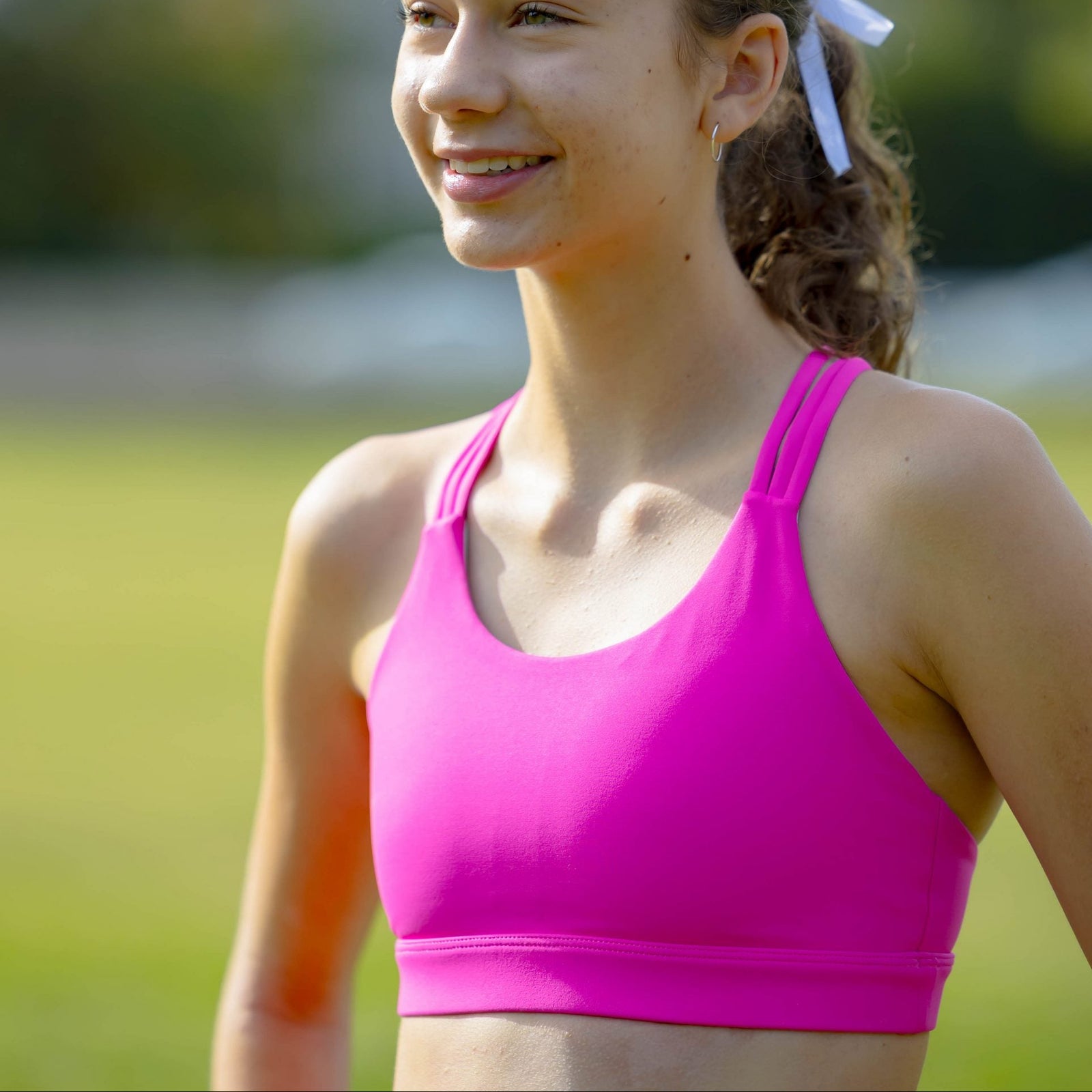girls pink sports bra