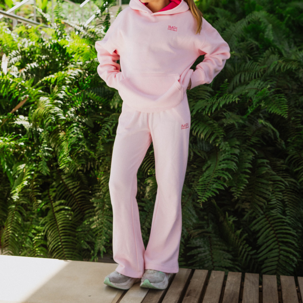 girls pink tracksuit pants
