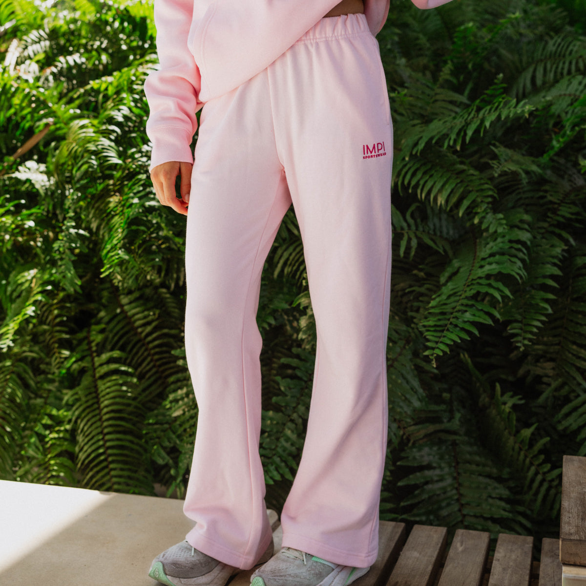 girls pink tracksuit pants