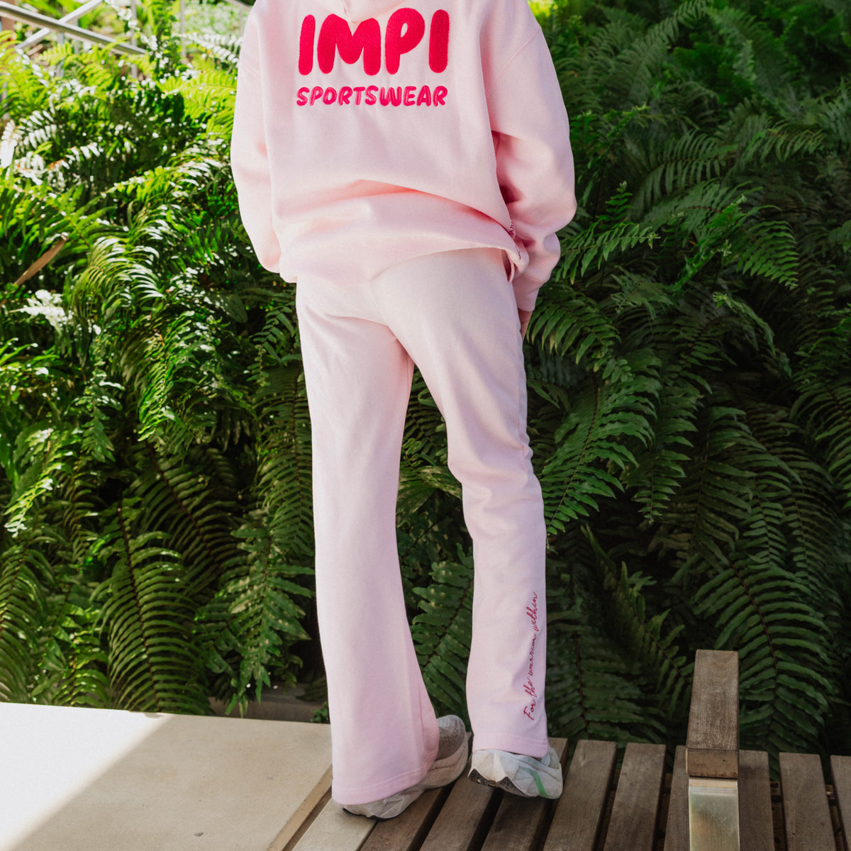 girls pink tracksuit pants