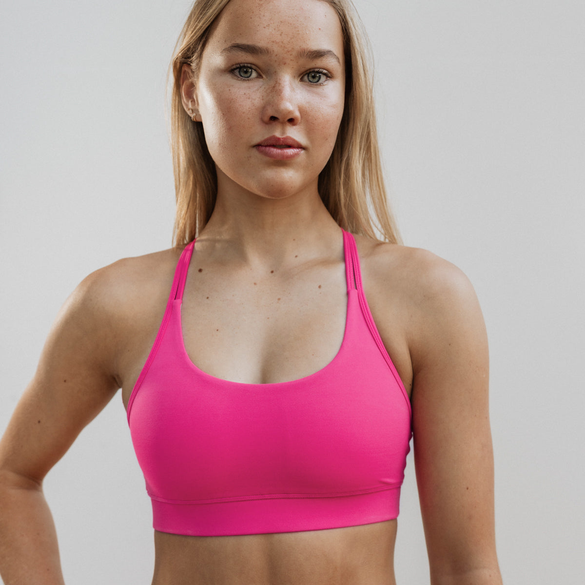 IMPI Running Loop Bra Top - Magnetic Pink