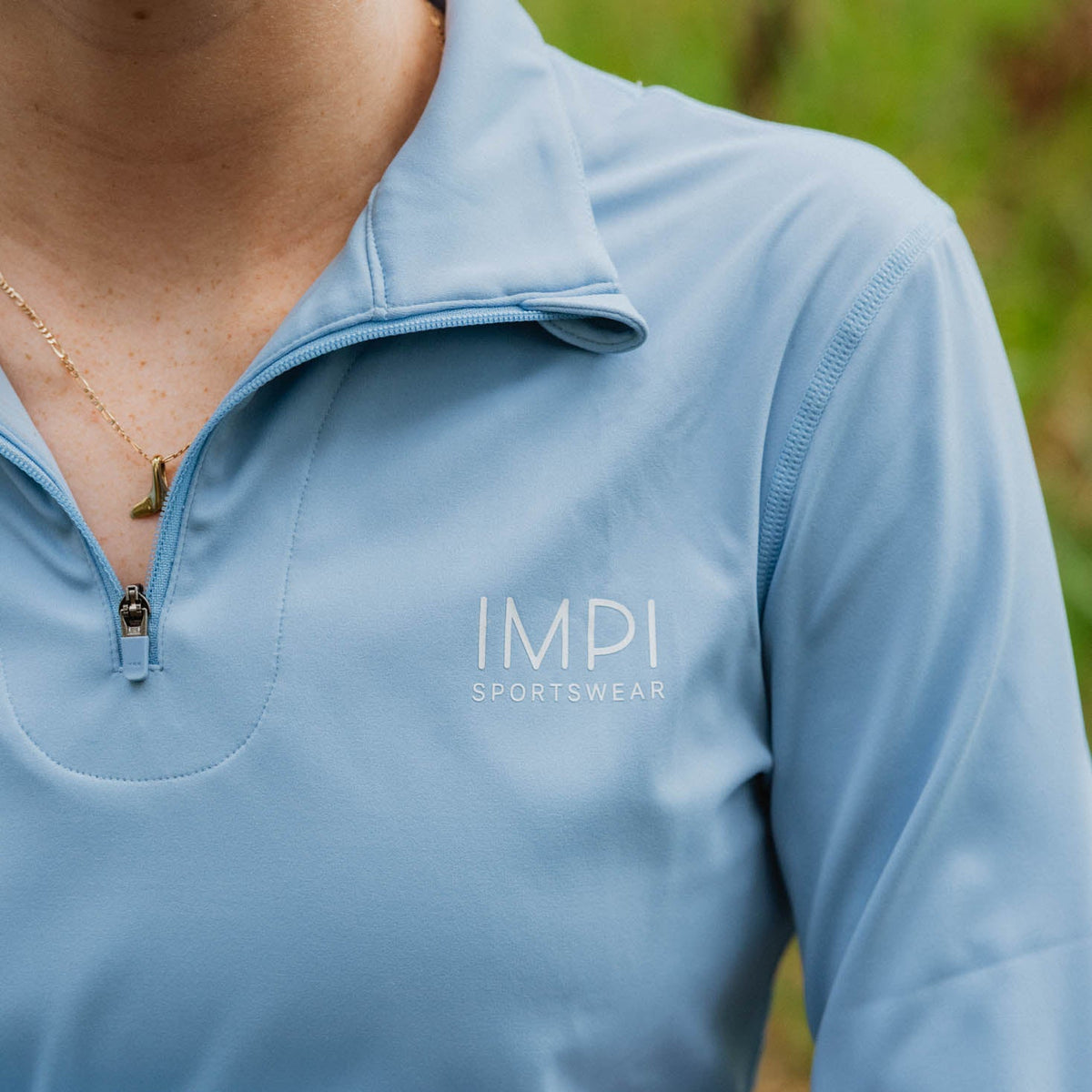 blue longe sleeve running top