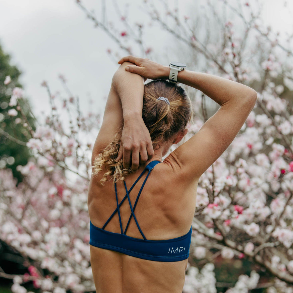 blue sports crop top