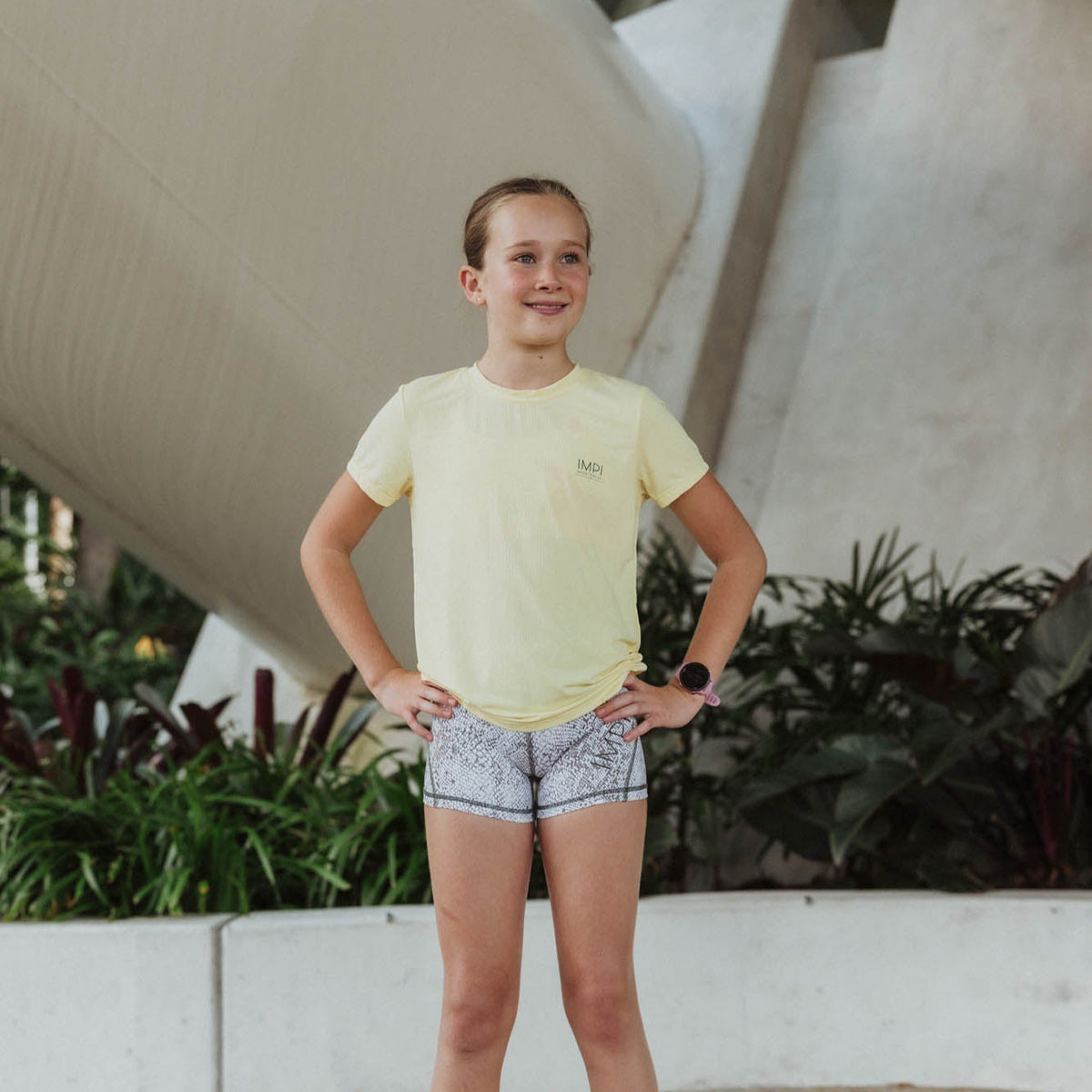 yellow running t-shirt