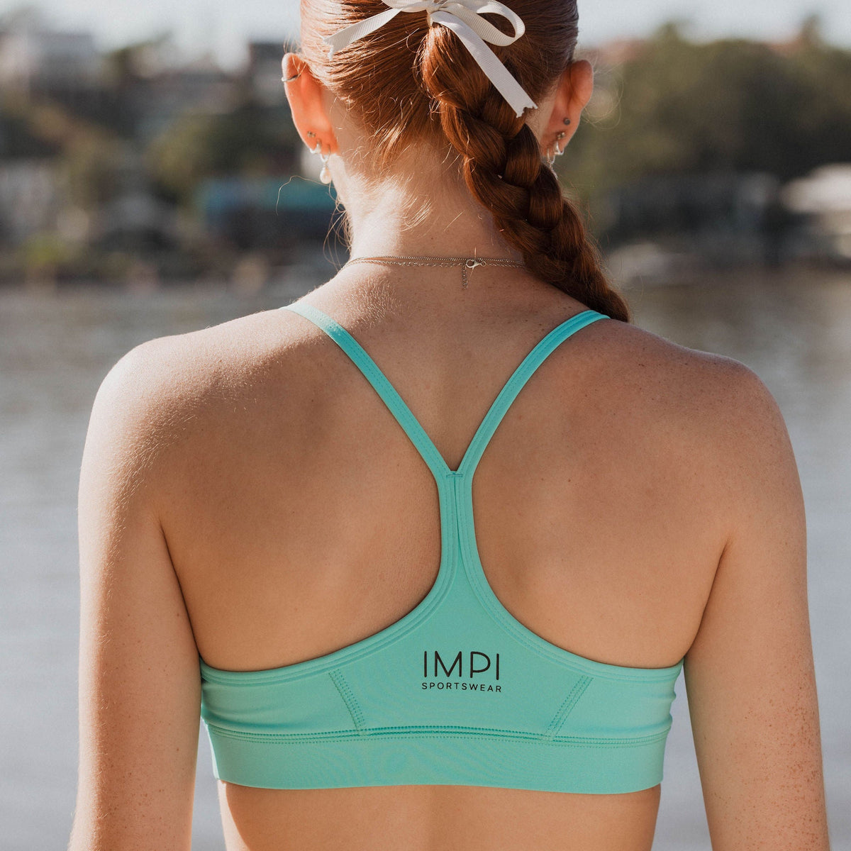 girls mint running crop