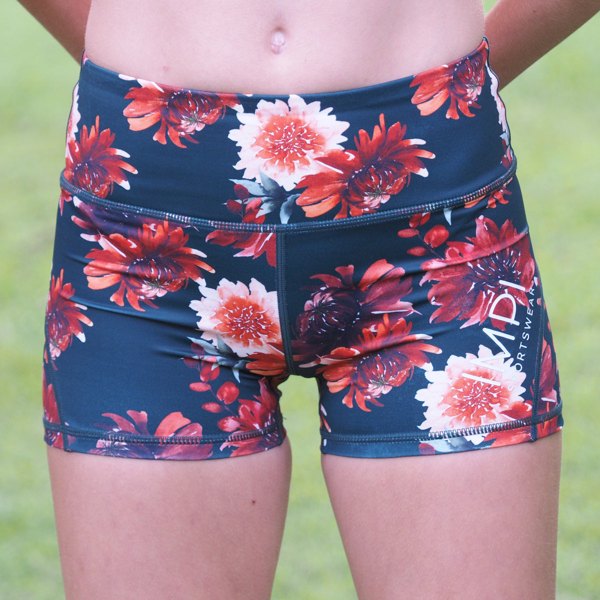 Green athletic deals shorts womens