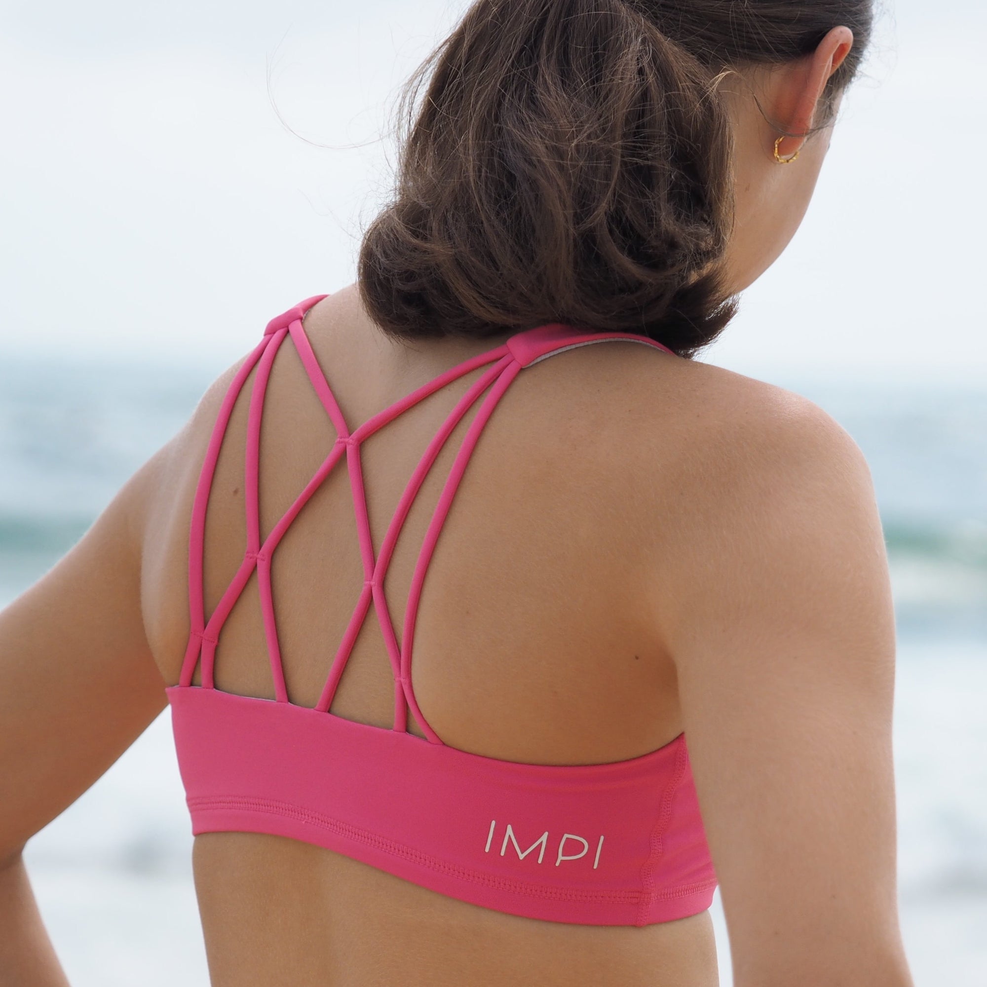 pink running crop