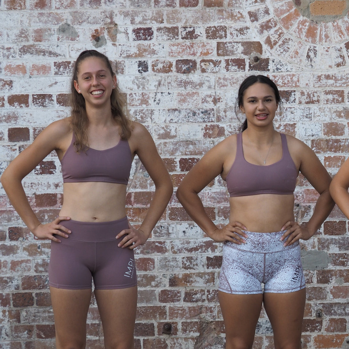 IMPI brown crop top
